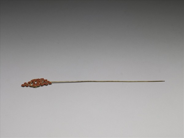 珊瑚米珠囍字首鍍金針簪