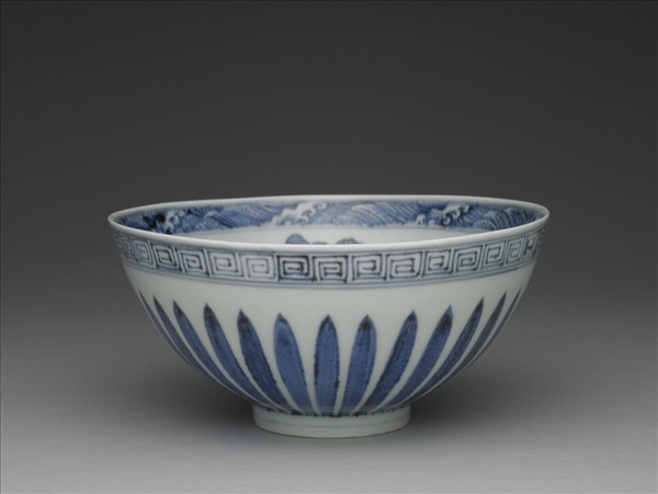青花蓮瓣四季花卉紋蓮子碗