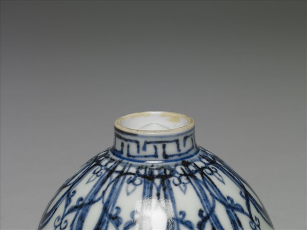 青花幾何花卉紋蓮子碗