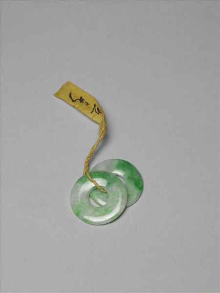 翠玉耳環（一對）