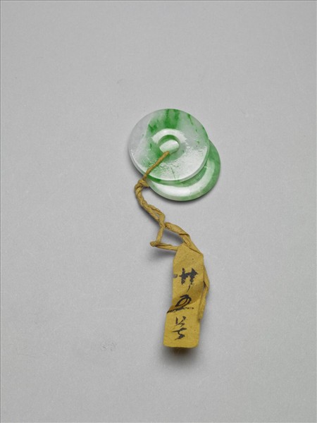 翠玉耳環（一對）