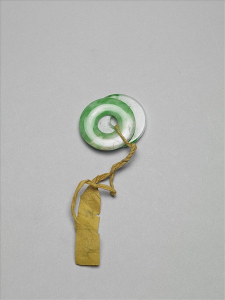 翠玉耳環（一對）