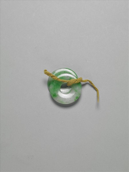 翠玉耳環（一對）