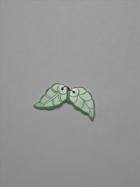 翠玉葉形耳環（一對）