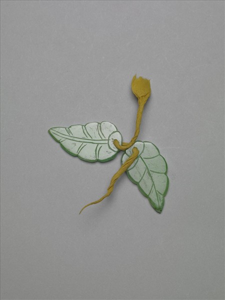 翠玉葉形耳環（一對）