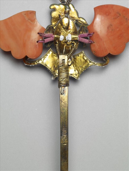 珊瑚翠玉嵌珠蝙蝠簪