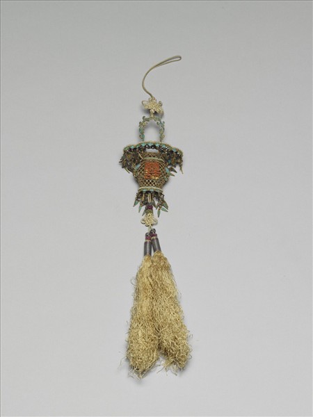 鍍金纍絲嵌寶雙囍花籃香囊