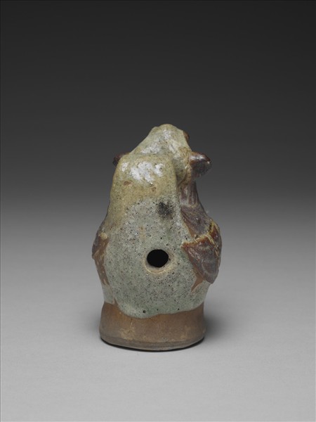 明 青瓷象首鳥身