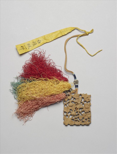 檀香木瓜瓞綿綿香佩