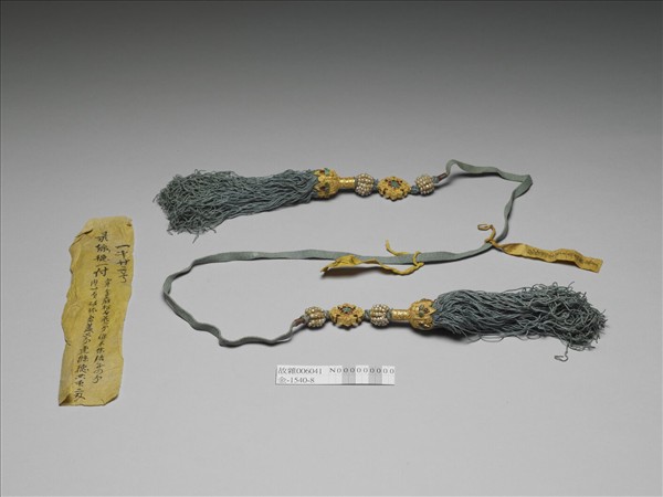 穿金緝珠石綠線穗（一副）