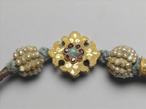 穿金緝珠石綠線穗（一副）