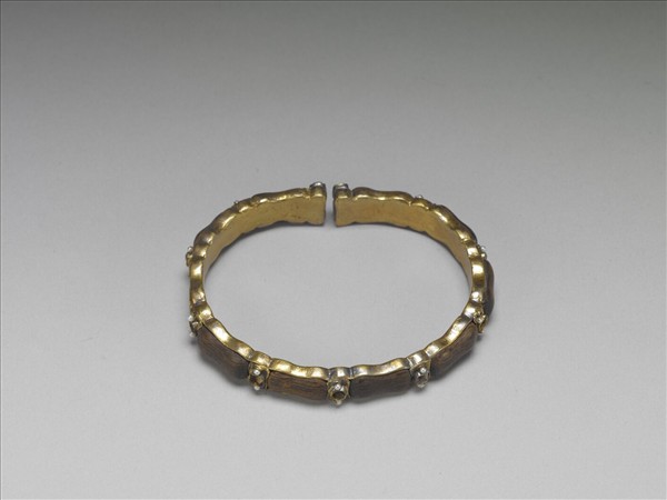 銀鍍金嵌寶石木根鐲