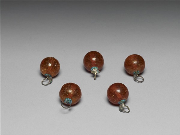紅玻璃鈕子