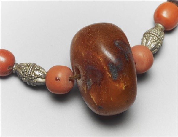 珊瑚蜜蠟寶石米珠纓絡