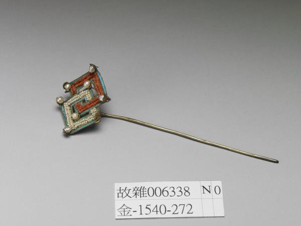 鍍金緝米珠方勝簪