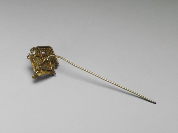 鍍金緝米珠方勝簪