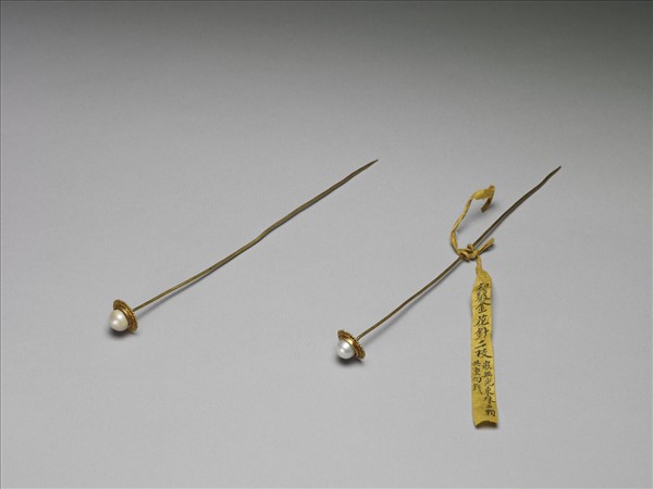 銀鍍金鑲珍珠花形簪