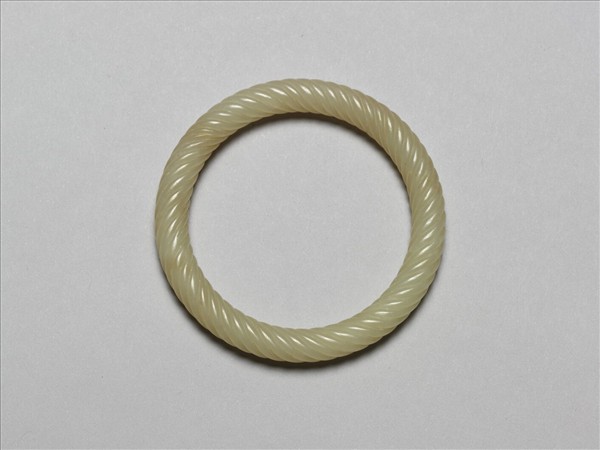玉絞絲紋鐲