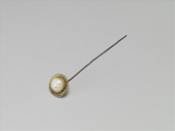 銀鍍金鑲假珠花形簪