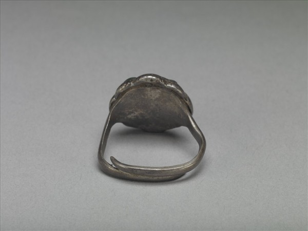 銀嵌珊瑚松石戒指