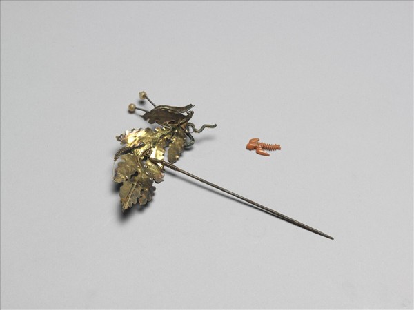 鎏金點翠五毒簪- 故宮