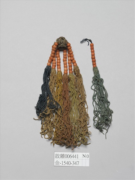 銀飾穿珊瑚珠串耳墜