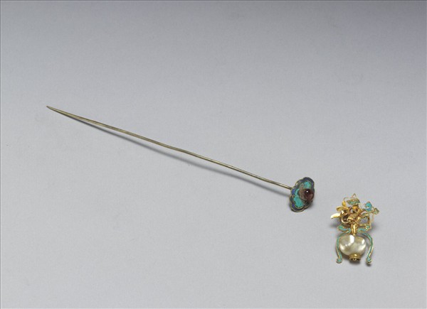 銀鍍金嵌寶石雲簪