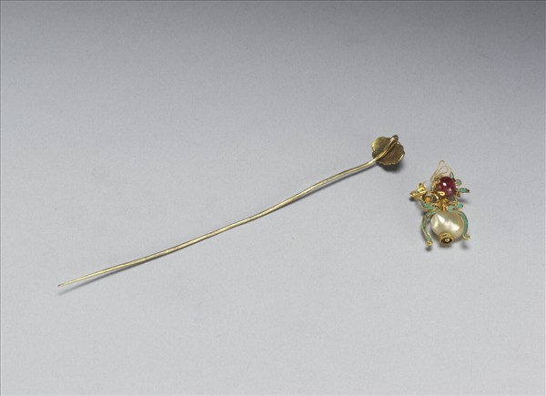 銀鍍金嵌寶石雲簪