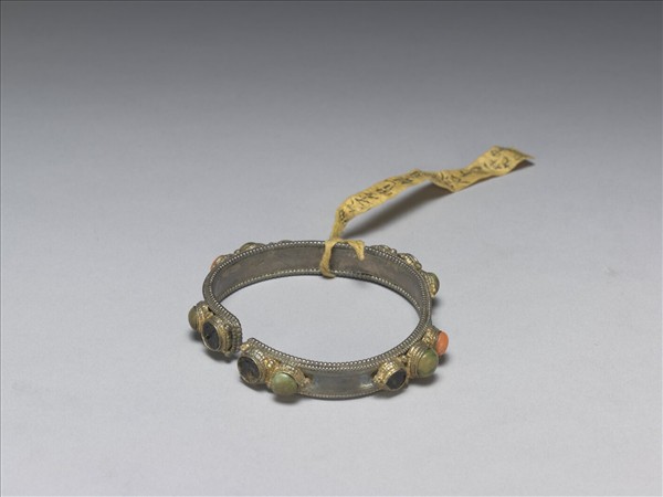 銀嵌珊瑚松石手鐲