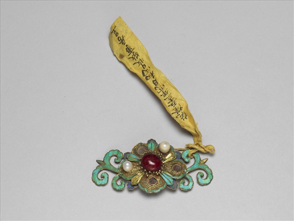 銀鍍金嵌珠寶點翠梅花結子