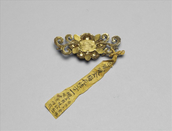 銀鍍金嵌珠寶點翠梅花結子