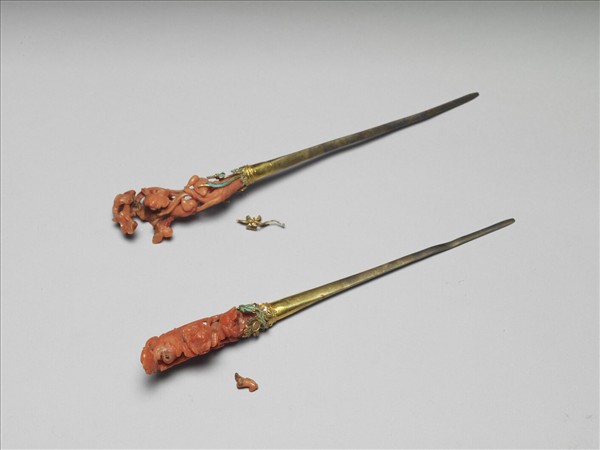 銀鍍金鑲珊瑚簪