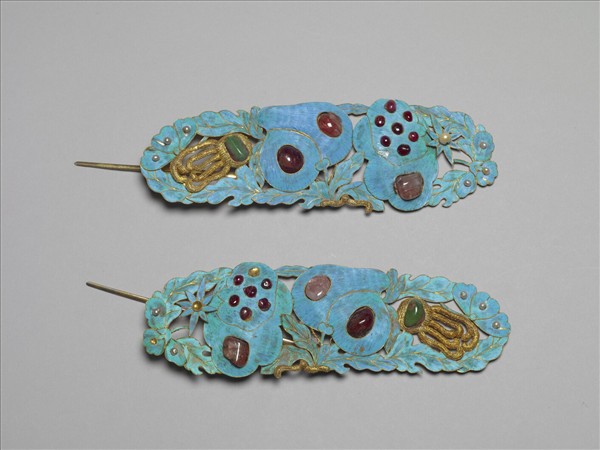 銀鍍金纍絲點翠嵌珠寶三多簪