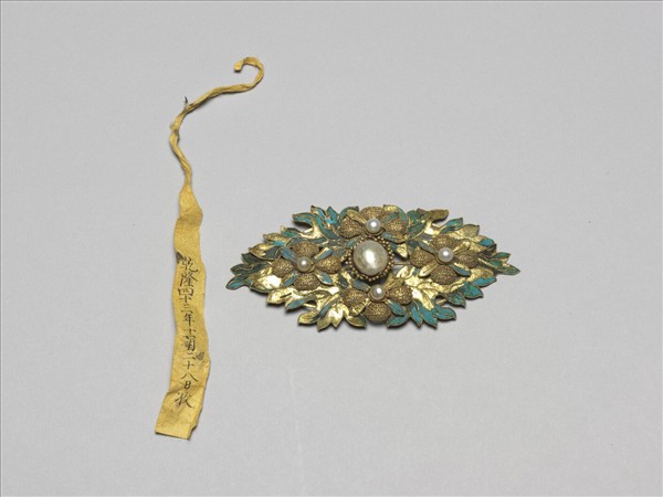 銀鍍金點翠嵌珠海棠結子