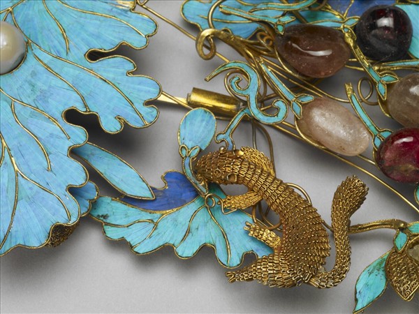 銀鍍金松鼠葡萄簪首