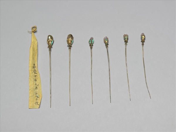 銀鍍金抱頭蓮針