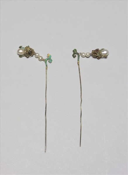 銀鍍金嵌珠寶花籃步搖