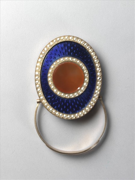 內填琺瑯嵌珠石帶板