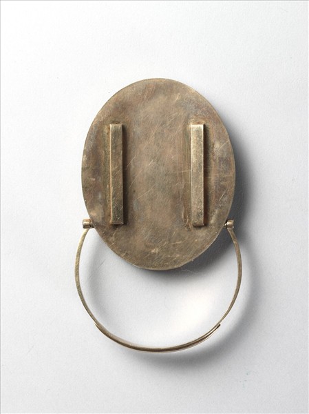 內填琺瑯嵌珠石帶板