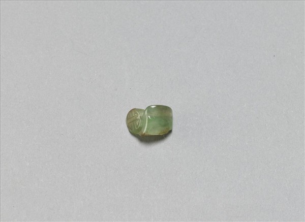 翠玉團壽紋飾件