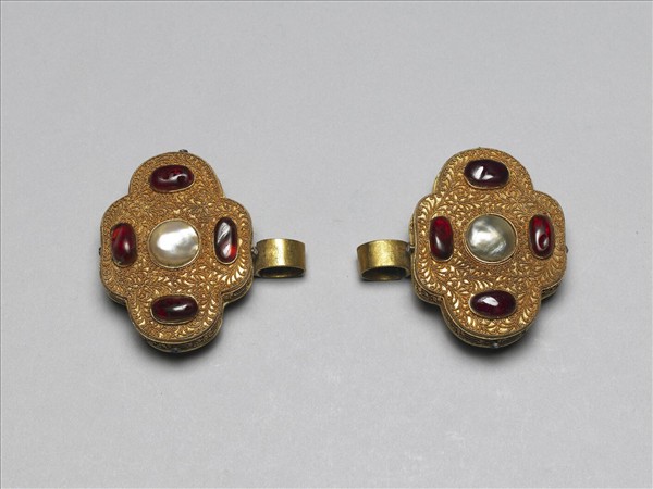 纍絲鑲紅料石帶板