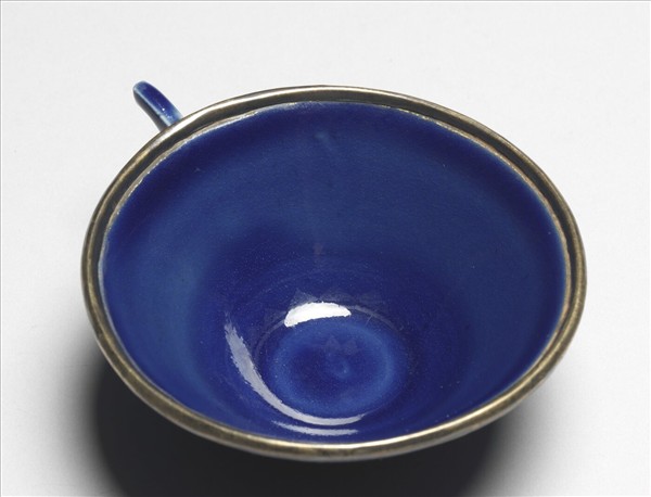 霽青描金單把杯