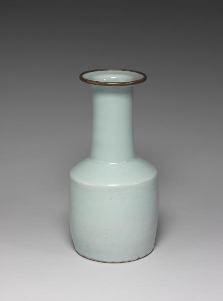 龍泉窯 青瓷紙槌瓶