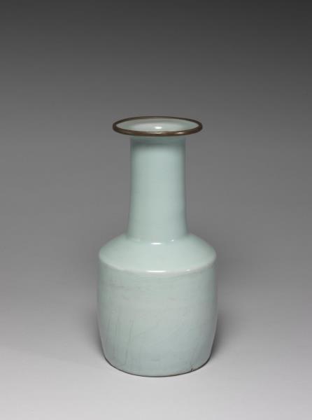 龍泉窯 青瓷紙槌瓶