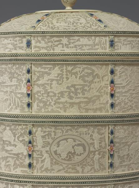 象牙雕四層透花提食盒