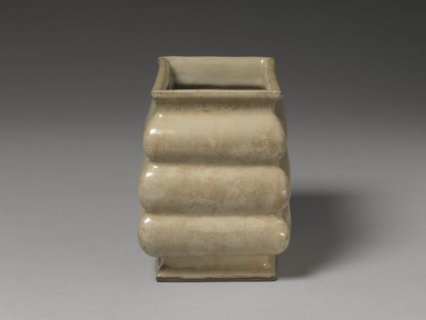 官窯 青瓷三登方壺