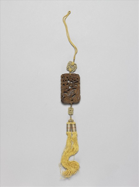 茄楠木松芝香佩