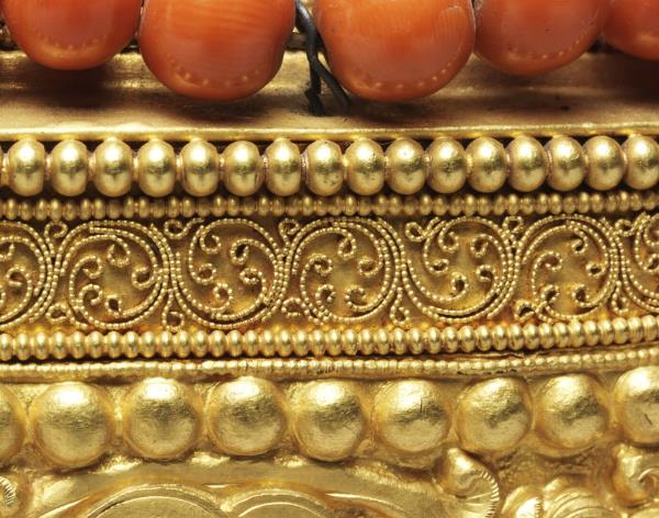 西藏金嵌松石珊瑚壇城