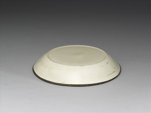 定窯 白瓷印花吳牛喘月圖碟