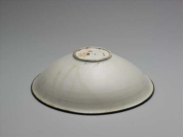 定窯 白瓷劃花蓮花紋碗